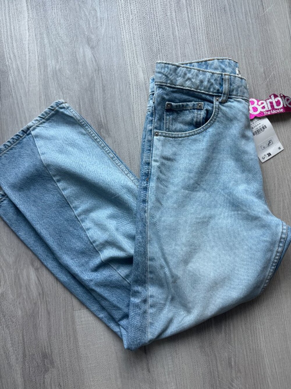 Zara x Barbie™ The Movie Straight-Leg Jeans — Light Wash — Size EU 38 / US 6 NWT - Picture 9 of 15